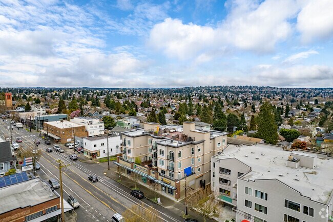 Exterior - 7114-7116 Greenwood Ave N