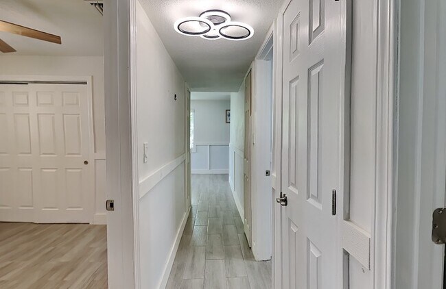 Foto del edificio - 512 S Caroline St