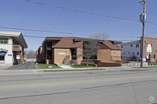 Building Photo - Harwood Apartments