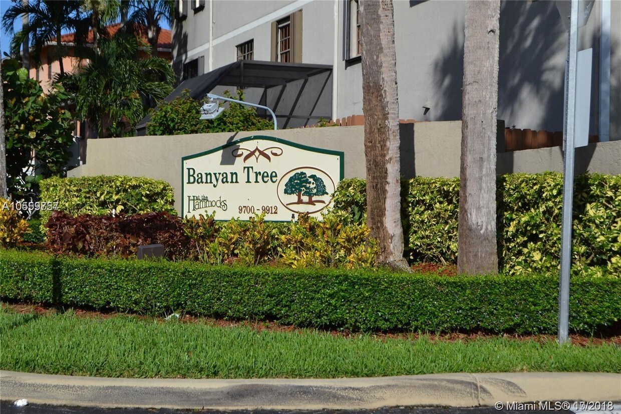 9908 Hammocks Blvd, Miami, FL 33196 Townhome Rentals in Miami FL