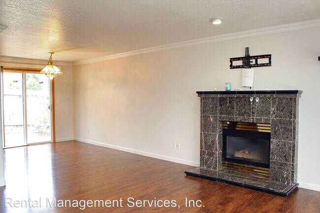 Foto del edificio - 3 br, 2 bath House - 9337 SE Harold St