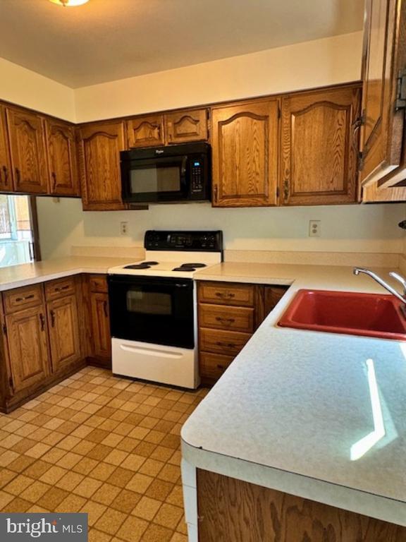 321 S Kershaw St, East York, PA 17402 House Rental in East York, PA