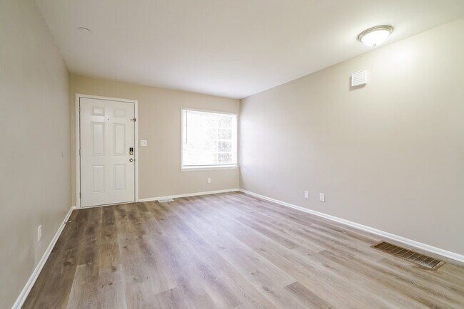 Foto del edificio - 367 Lady Guinevere Way