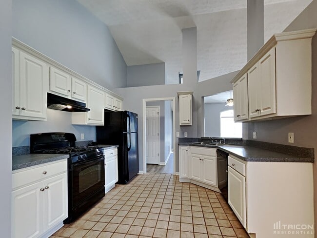 Building Photo - 815 Chatham Park Dr SW