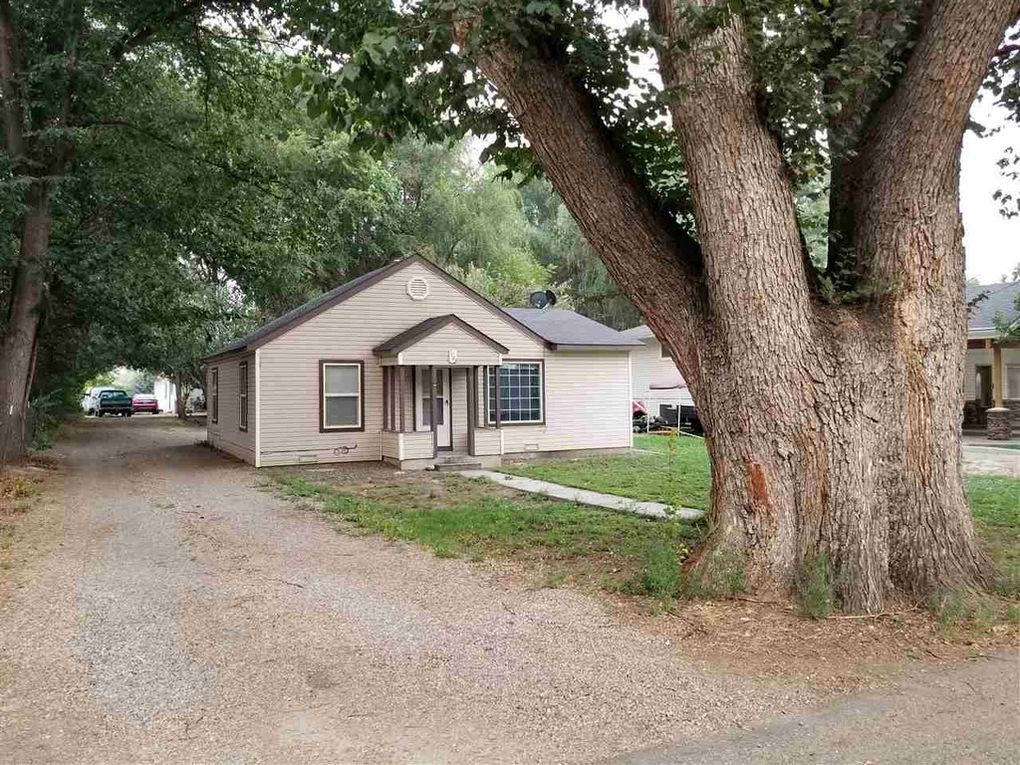 Primary Photo - 1723 Marshall Ave
