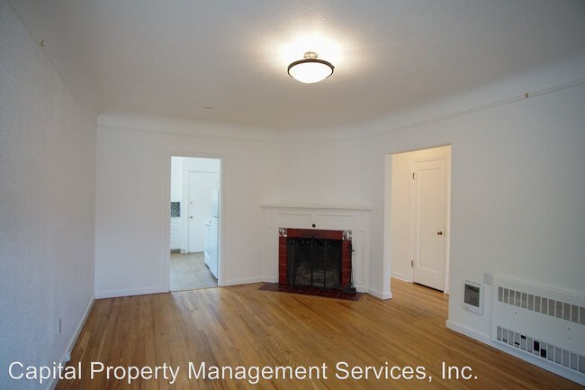 Building Photo - 1632 NE Prescott St