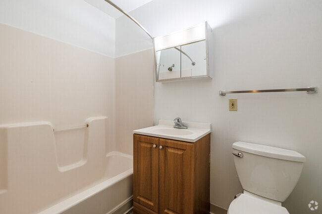2HAB, 1BA - The Ledges