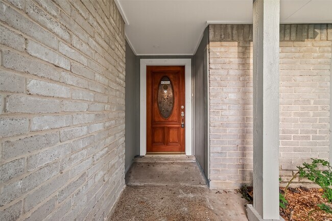 Foto del edificio - 7338 Cornwall Bridge Ln