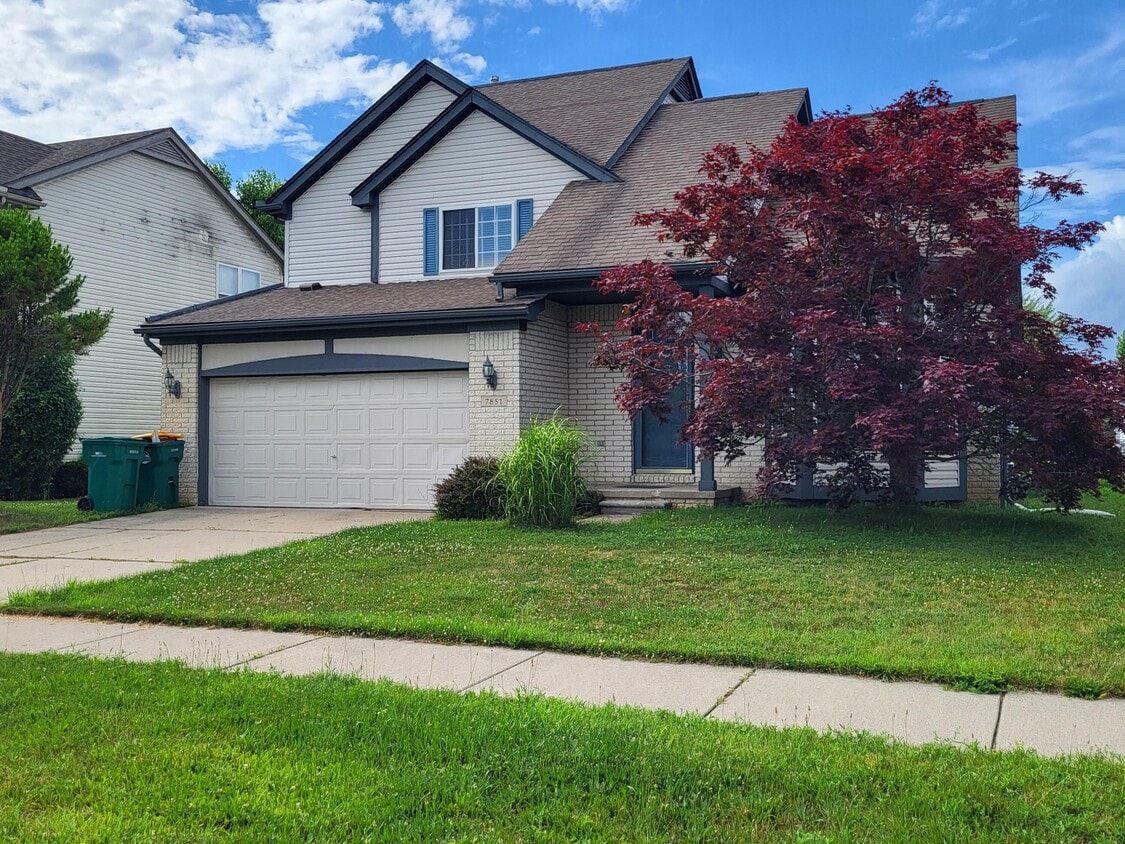 Primary Photo - 7851 Thornhill Dr