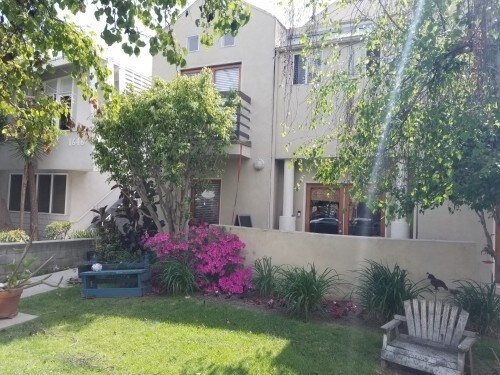 Foto del edificio - 1642 Berkeley St