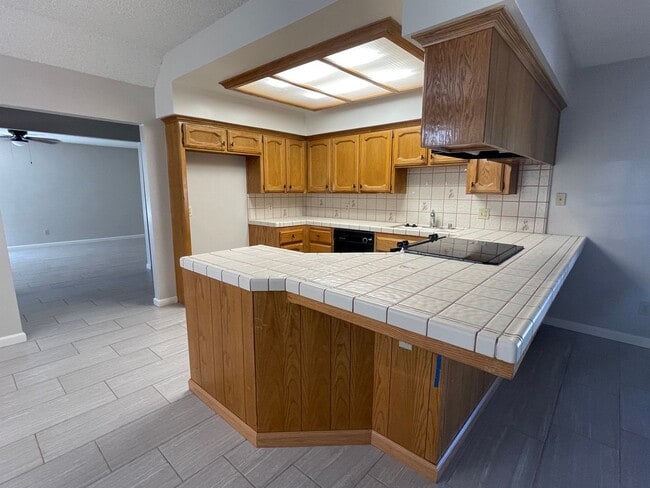 Building Photo - Coming Soon!