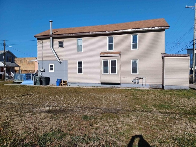 Building Photo - 322 N Tennessee Ave