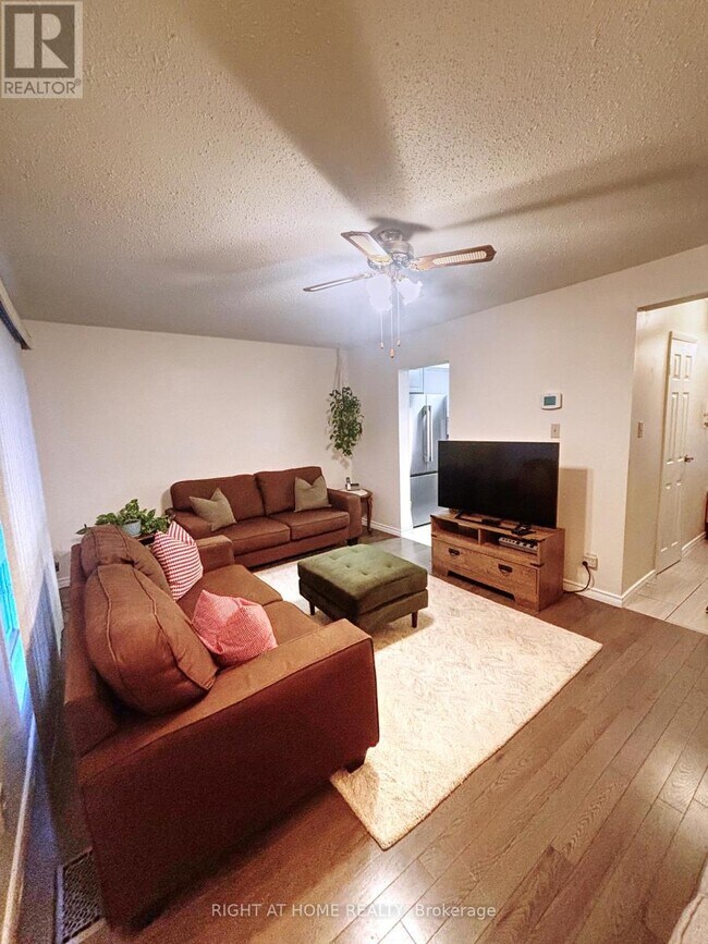 Photo du bâtiment - 1213 Bowmount St