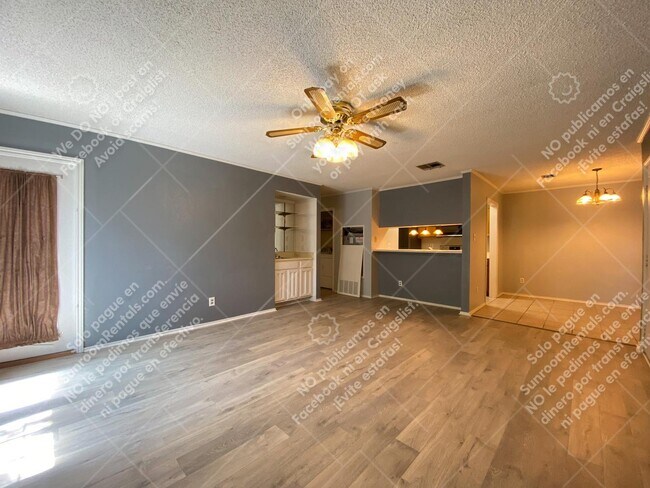 Foto del edificio - 1202 Thorpe Ln