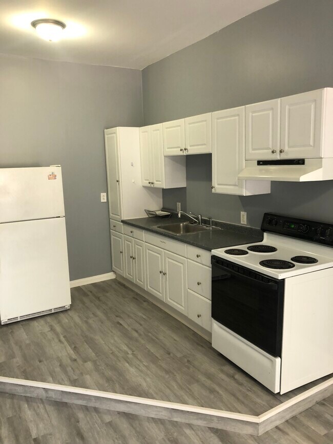 Foto del edificio - 2329 E Cumberland St