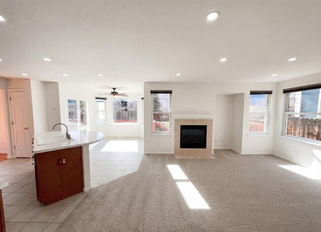 Building Photo - 1938 Gordon Ct