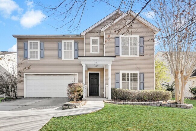Building Photo - 3 Bedroom 2.5 bath home with 2 car garage located in Shadow Moss