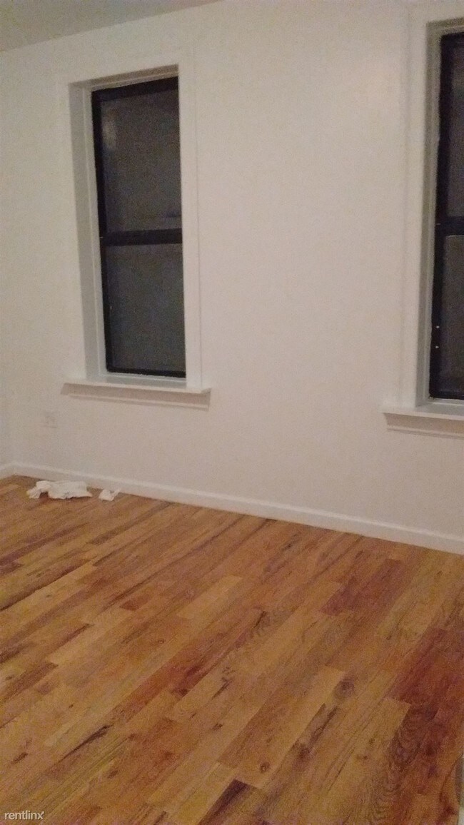 Building Photo - 2 br, 1 bath  - 700 W 176th St