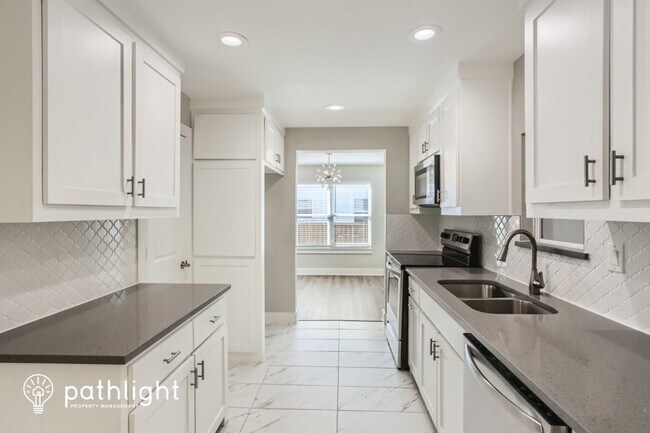 Building Photo - 1723 Shaw Street, Dallas, TX, 75212