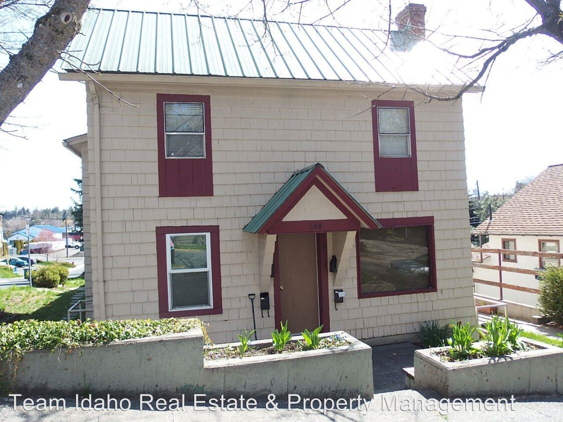 Primary Photo - 248 N Asbury St