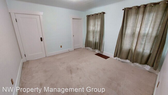 Building Photo - 2 br, 1 bath House - 1611 16th Street
