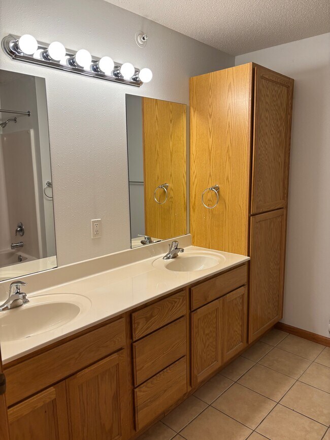 Foto del edificio - 3632 Calvert Rd