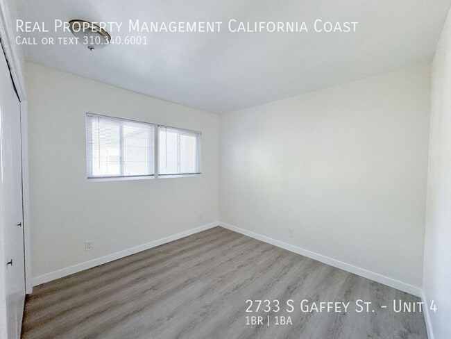 Building Photo - 2733 S Gaffey St
