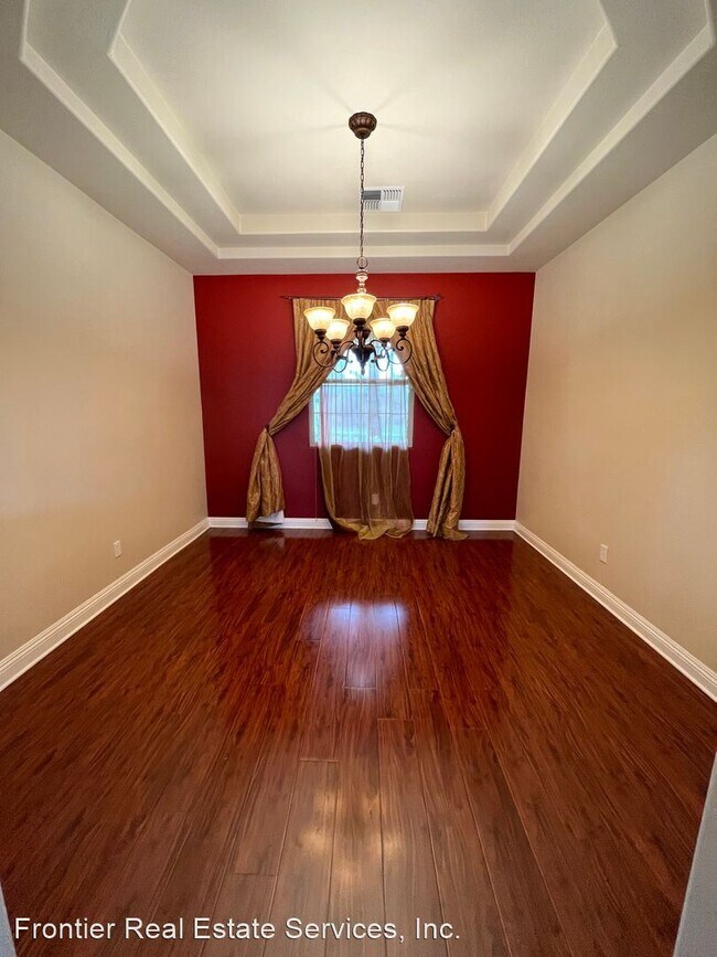 Building Photo - 4 br, 2 bath House - 4406 Root Way