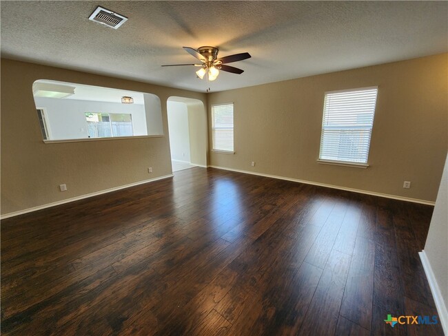 Foto del edificio - 372 Copper Path Dr