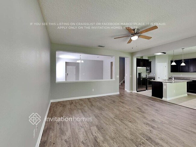 Foto del edificio - 316 Silver Glen Ave