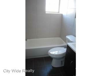 Building Photo - 4720 Chestnut St