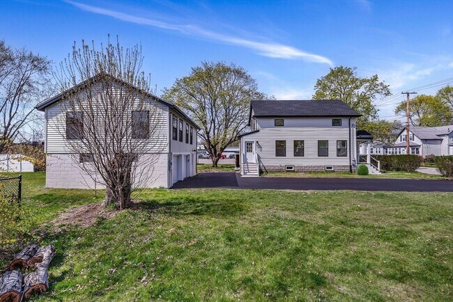 Building Photo - 76 Chilson Ave