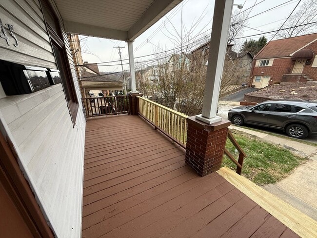 Foto del edificio - 145 Plymouth St