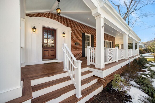Building Photo - 4518 Chase Ave
