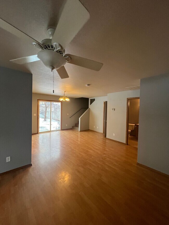 Foto del edificio - 3 Bedroom 2.5 Bath House