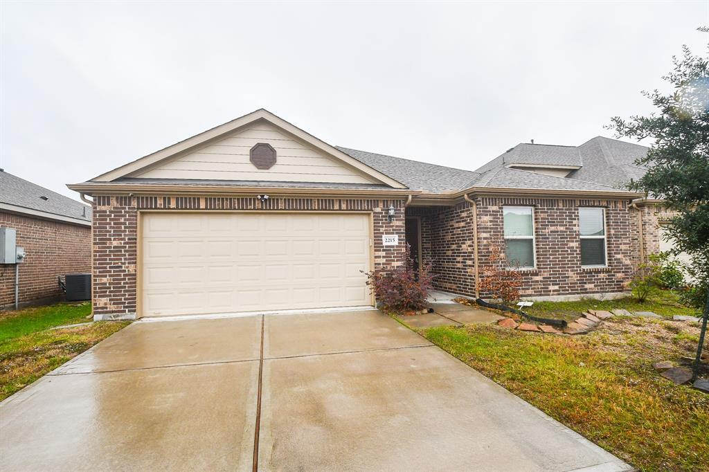 Primary Photo - 2215 Bronze Bay Dr
