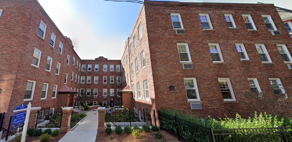 Primary Photo - 34 Harris St