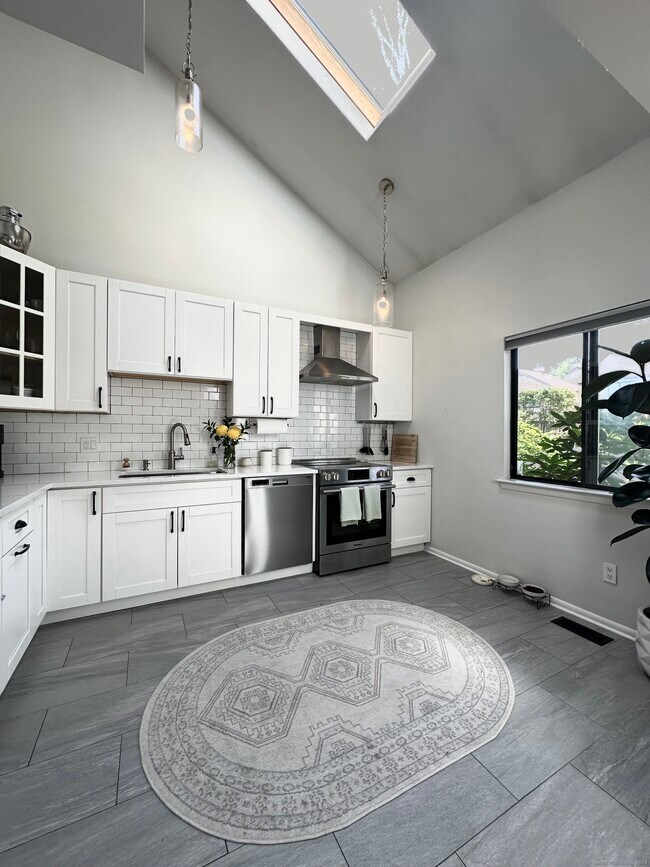 Foto del edificio - 2289 Bedford St