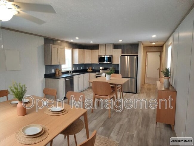 Building Photo - 24 Erin Ln