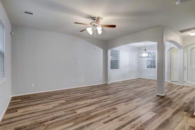 Building Photo - 6503 Wilshire Ridge