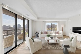 Building Photo - 700 1st St Building Photo - 700 1st St