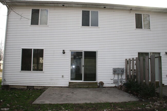 Building Photo - 3 br, 2.5 bath Duplex - 3923 Gettysburg St...