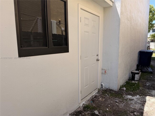Foto del edificio - 16536 SW 54th St