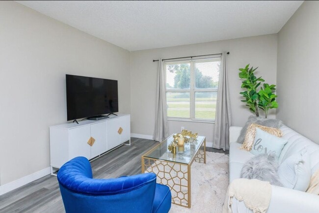 Interior Photo - Aspen Place