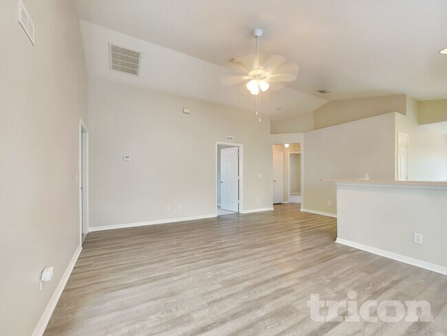 Foto del edificio - 7526 Oxford Garden Cir