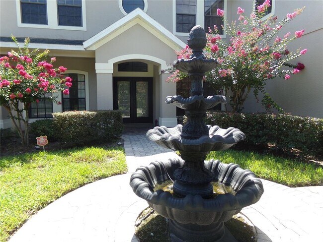 Foto del edificio - 721 Rantoul Ln