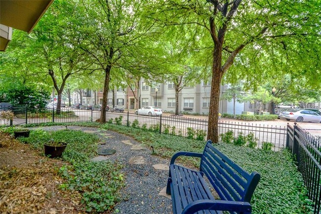 Foto del edificio - 2623 Colby St