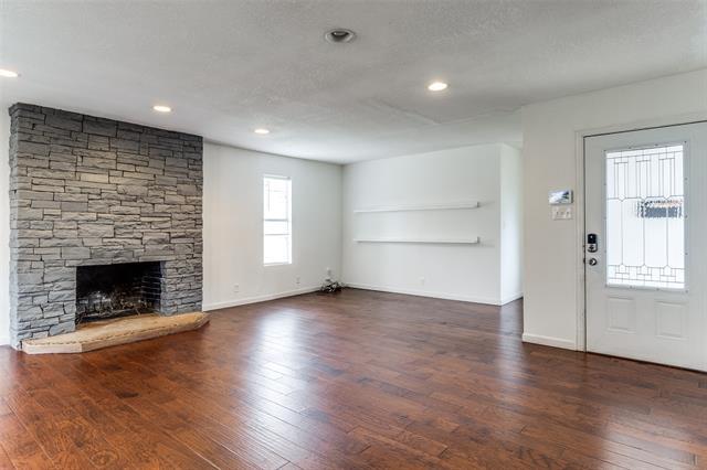 Building Photo - 8543 Eustis Ave