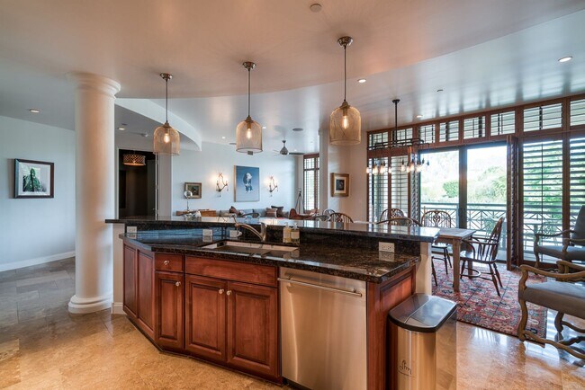 Foto del edificio - Rates Vary: $7,495 - $9,495