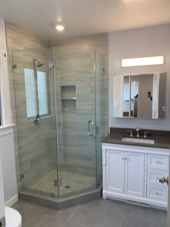 Bathroom - 724 2nd Ave